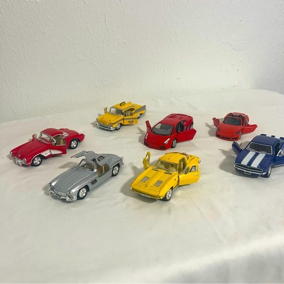 Miscellaneous Lot of (7) Cars. Doors open Different Makes and Models EUC - Picture 5 of 6
